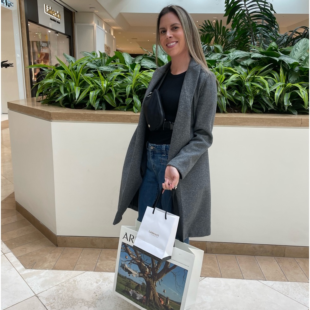 Meet your Posher, Nicole